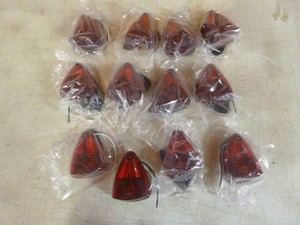 12 Red Triangular Marker Lights