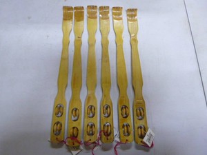 6 Back Scratchers
