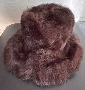 Crown Cap Rabbit Fur Hat