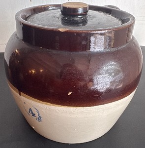 Two-Toned Stoneware Bean Pot