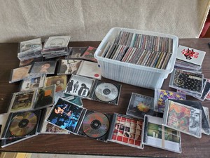 Super Lot of 100 Rock CDs formthe 70s to 90s