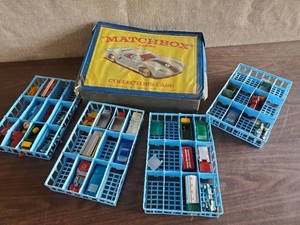 Nice Collection of early 70s Matchbox Cars  Trucks with Case