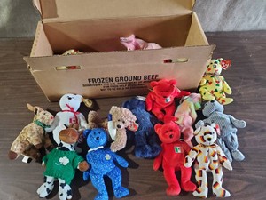Nice Lot of Various TY Beanie Babbies and More All Sorts of Styles
