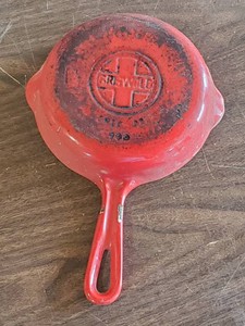 Griswold Ccast Iron Red and Cream Enameled #3 Skillet