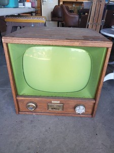 Gorgeous Rare Hoffman Pacifica Television green Glass front  23 x 24