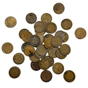 (39) Coin 1800s Indian Head Cent Collection  Mixed Dates