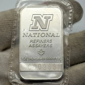 Vintage National Refiners & Assayers 1 Troy Oz .999 Fine Silver Bar  Canada  Serial #000958