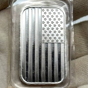 American Flag 1 Troy Oz .999 Fine Silver Bar  Patriotic Bullion
