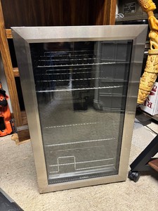 Working IVATION 101 Can Cooling Refrigerator
