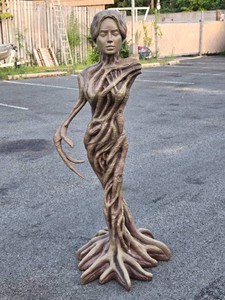 Very Cool Large Tree Woman Sculpture Halloween Decoration