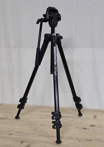 Quality MANFROTTO Model 290 Light Tripod