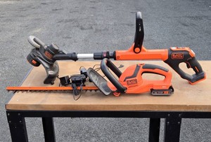 Working Black &amp Decker Cordless Yard Tools wBattery &amp Charger