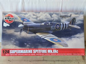 New Airfix 124 Scale Supermarine Spitfire Airplane Model Kit