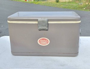 Vintage THERMOS Vagabond Metal Cooler