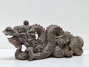 Excellent Large Vintage Oriental Wood Architectural Dragon Sculpture