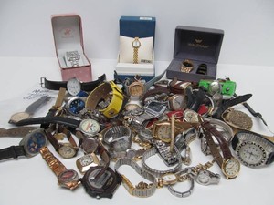 Large Lot of Assorted Watches