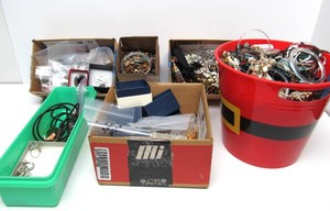 HUGE Lot of Assorted Jewelry&nbsp