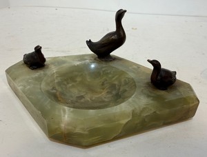 Vintage Art Deco 1930s Bronze DucksGeese on Green Onyx Ashtray