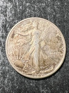 1942 US WALKING LIBERTY HALF DOLLAR