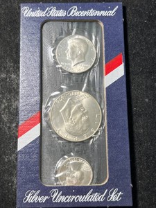 US BICENTENNIAL SILVER UNC SET