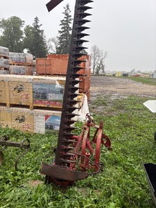 MASSEY FERGUSON 41, 3 POINT HITCH SICKLE BAR MOWER