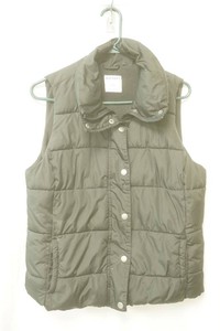 Old Navy black puffer vest size Large