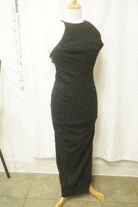 Zamzam size 5-6 black sleeveless high-neck beaded dress with leg slit