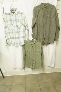 Polly Esther size medium plaid button up, authentic olive green long sleeve button down shirt size medium, olive green long sleeve utility button-up shirt size medium