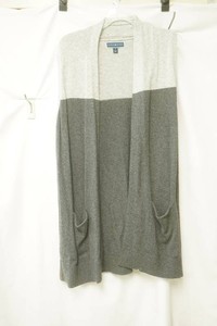Karen Scott size medium gray sleeveless cardigan