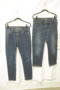 old navy size 10 blue jeans mid rise, apt.9 size 10 blue jeans