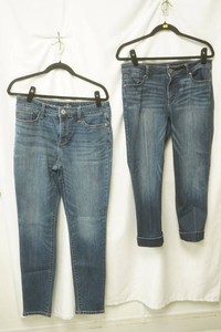 St. Johns bay size 10 the slim crop size 8blue jeans