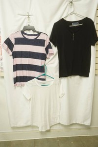 Sonoma pink blue shirt size medium Karen scott short sleeve black shirt size large white so shirt sise small