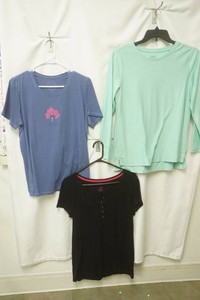 croft & barrow size medium long sleeve blue shirt seroma size xl black with pink buttons blue short sleeve graphic t shirt size medium