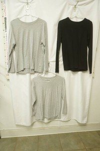 Hanes size large grey long sleeve faded glory size large grey crewneck long sleeve members mark black crewneck long sleeve size medium