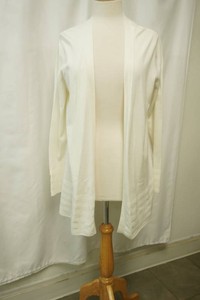 Charter Club light weight open front cardigan featuring subtle stripped hem design size L