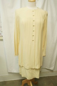 Virgo 2 size 10 light yellow dress button front