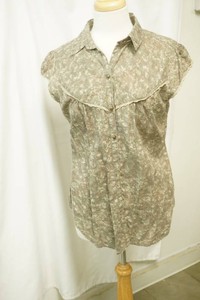 Ruff hewn size medium sleeveless quarter button down shirt
