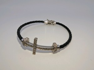 Sterling Silver 925 Cross station black braided leather bracelet, size 7