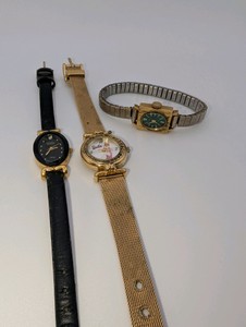Womens Vintage Watch Lot- Barbie, Seiko, Armitron Diamond