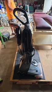 Bissell Pro Heat 2X pet Select Carpet cleaner
