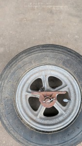 Wheel barrow Wheel