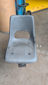 swivel bowling seat