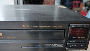Sony 5 disc player