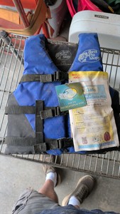 new youth life vest