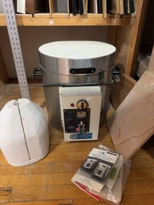Duncan The Artist Home Ceramic Kiln LT-3K With Manual & Accessories