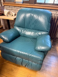 Teal Leather Reclining Lounge Chair