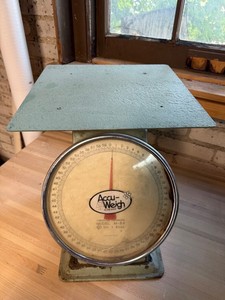 Accu-Weigh M-64 Temperature-Compensated Platform Scale