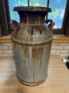 Vintage Galvanized Steel Milk Can With Lid - 24 in