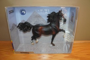 Breyer Huckleberry Bey Arabian Stallion Horse Figure with Box