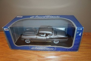 Anson 1957 Studebaker Golden Hawk 118 Scale Replica